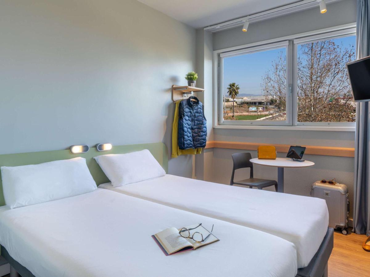 Ibis Budget Barcelona Viladecans Exterior foto