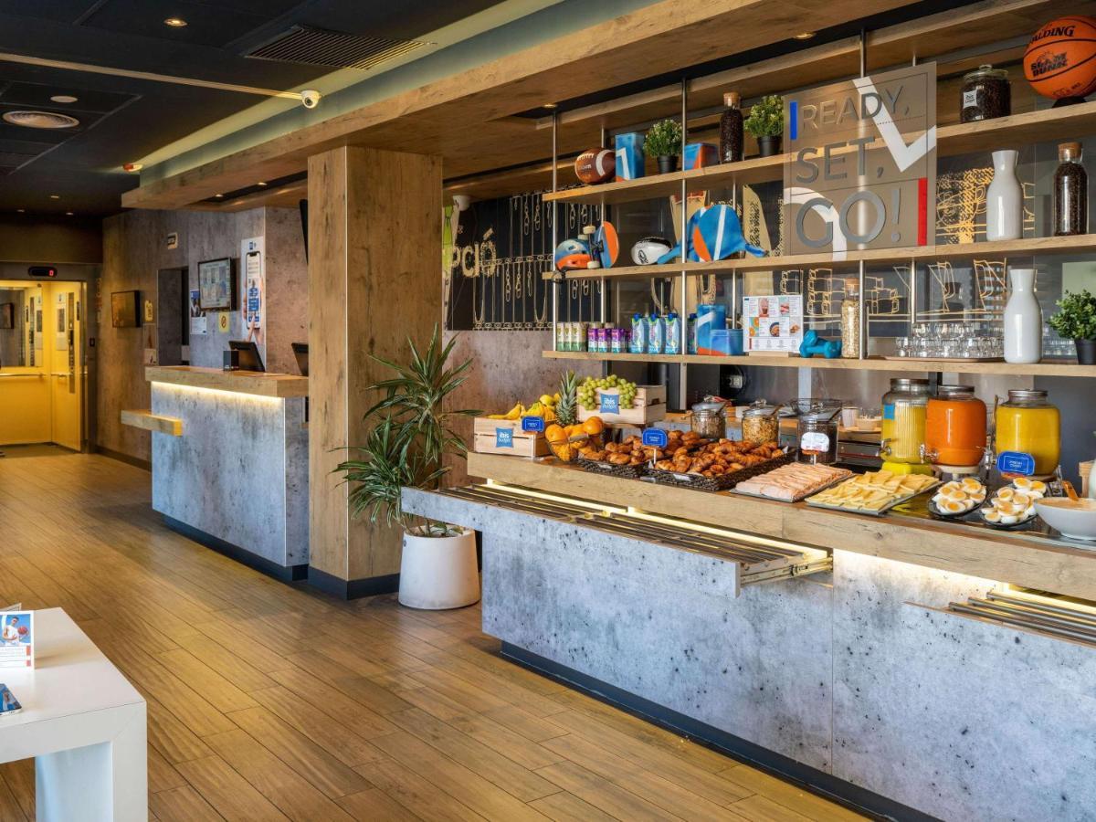 Ibis Budget Barcelona Viladecans Exterior foto